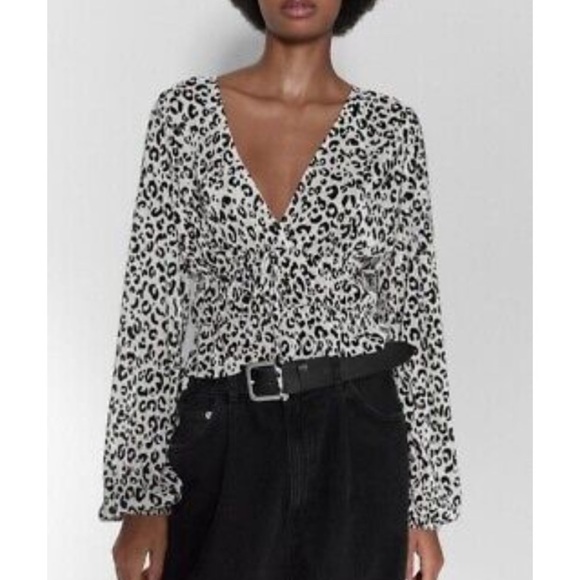 ZARA Leopard Print Micro Pleat Top - Picture 2 of 11